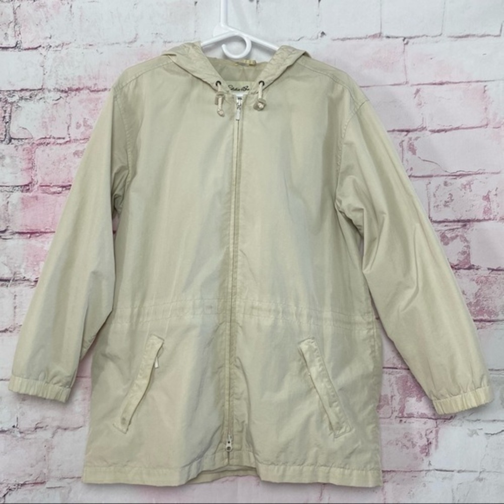 EDDIE BAUER CREAM WINDBREAKER LIGHT WEIGHT…